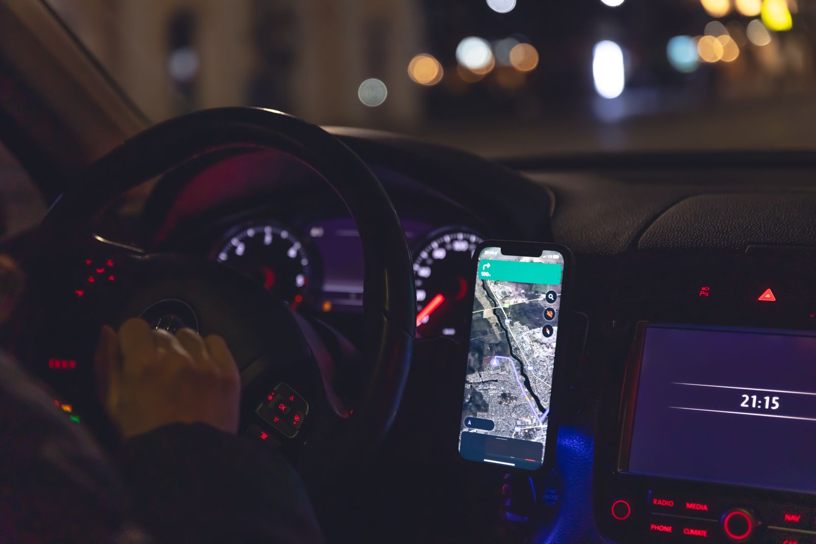 Private Hire vs Uber: Which One Is Actually Better in the UK
